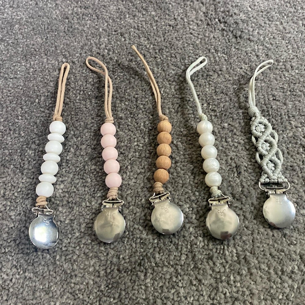 Ryan and Rose pacifier clips - set of 5